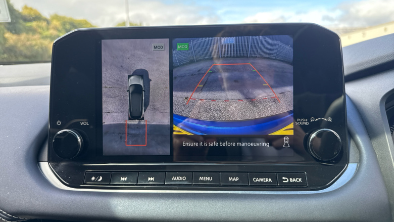 Nissan Qashqai 1.3 DiG-T MH Tekna 5dr Petrol Hatchback